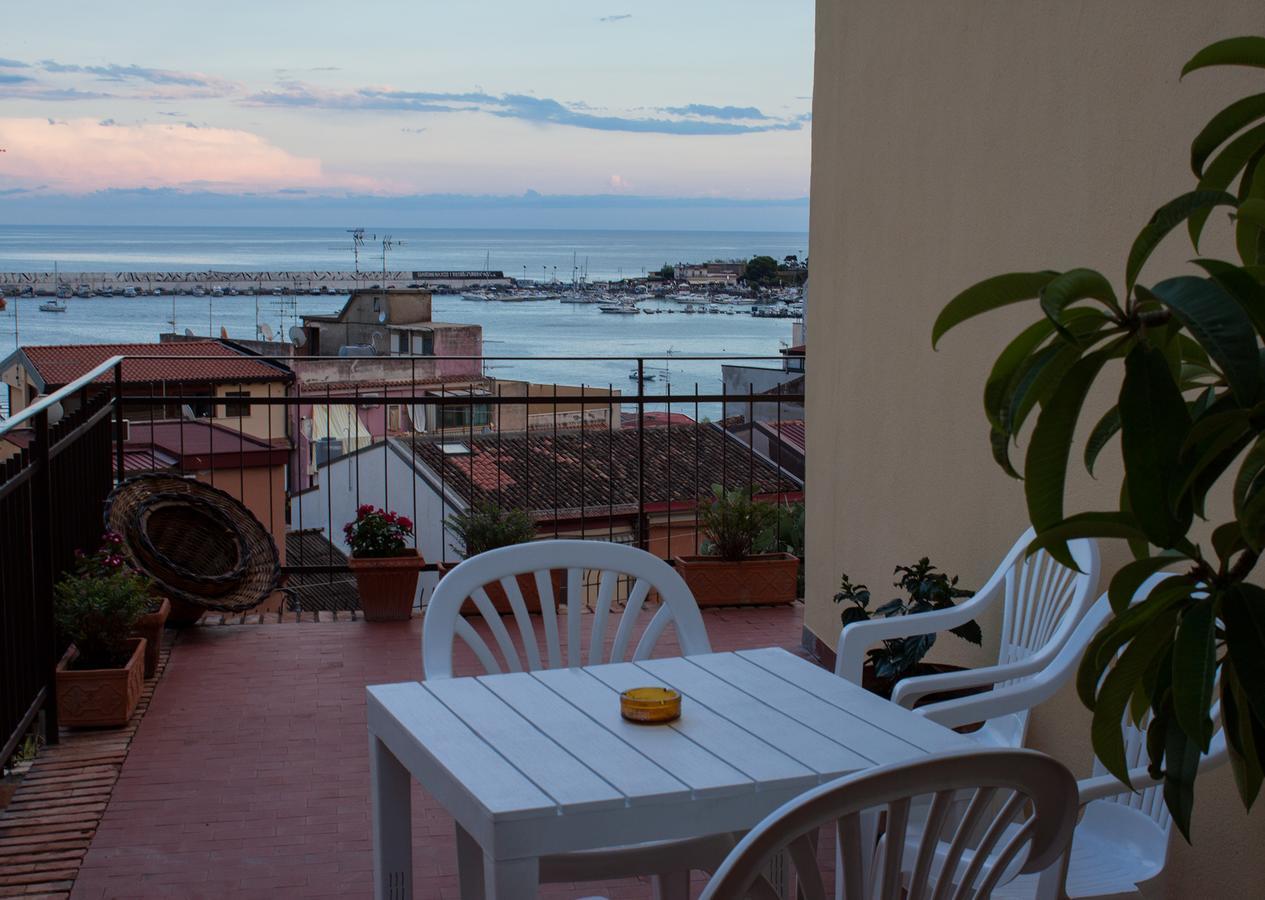 Bed & Breakfast Lighea Giardini Naxos Eksteriør bilde